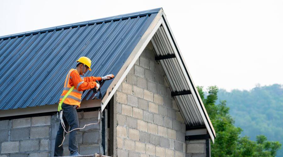 Expert top industrial roofings services in Creston, NE